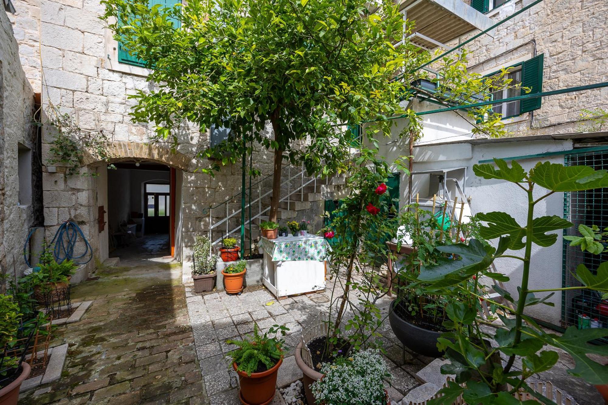 Apartman Iskra 2 스플리트 외부 사진